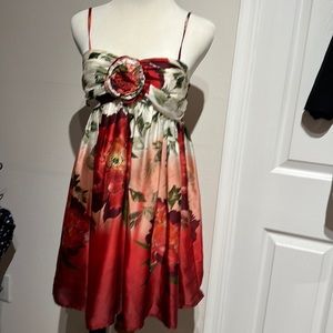 Beautiful forever 21 summer dress, large floral print